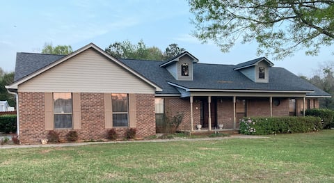 Relaxing Home minutes to Ft. Rucker