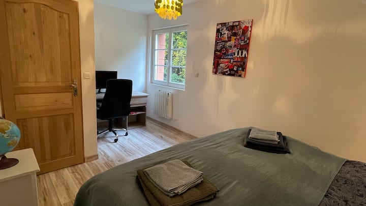 Chambre 5 (étage, 2 personnes)