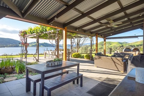 The Olive Grove, Lake Eildon