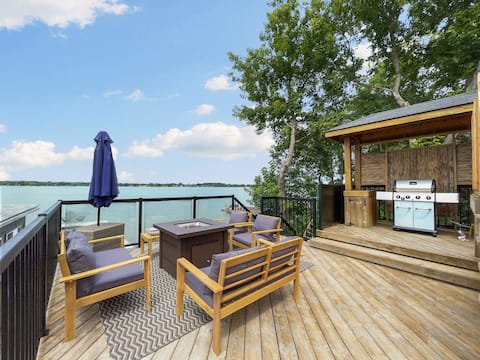 ★ Modern Waterfront Luxury Lakehouse - 60 Min GTA