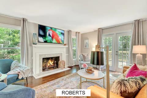 ATH - Sleeps 6 - 3 Beds Pet Friendly - Roberts