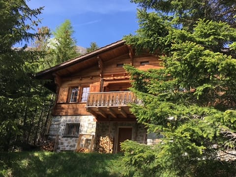 Romantic Alpine Chalet