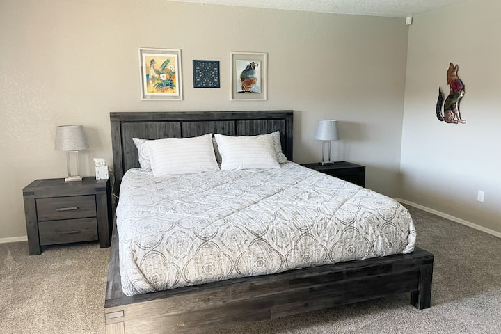 Master Bedroom, King bed.