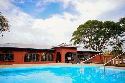 Stunning Volcano View! Large Home & Pet Friendly!