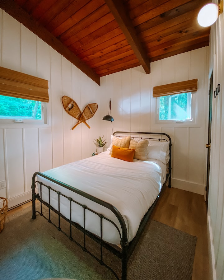 Comfy double bedroom 