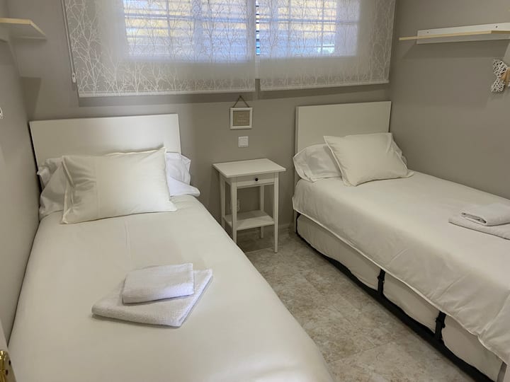 ห้องนอน 2 ห้อง