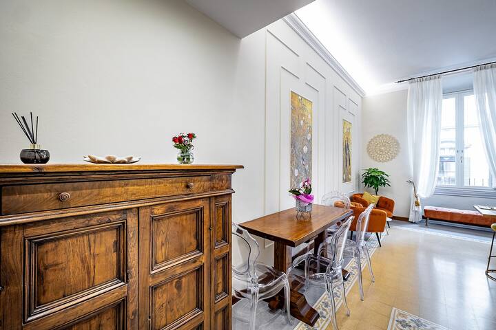 THREE APARTMENTS via Roma -ap1- gallery image 2