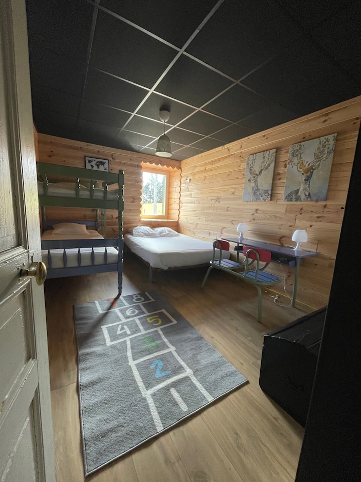 Habitación infantil / 4 camas 