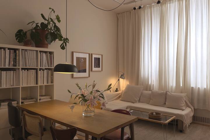 unique artist’s apartment in Manhattan gallery image 5