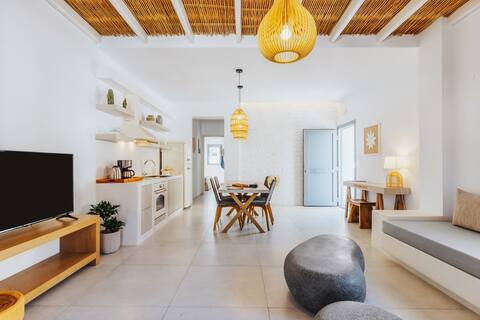 Cassiopeia House @Andromeda Residences Pera Gialos