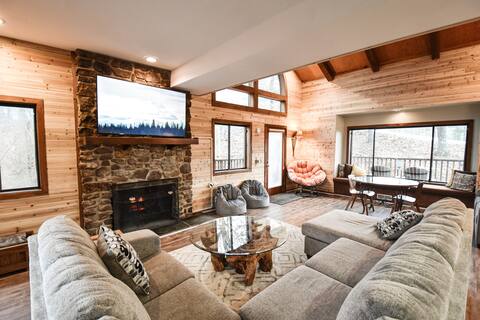 Pets? Yes! SKI-IN/OUT | Resort Passes | Hot Tub