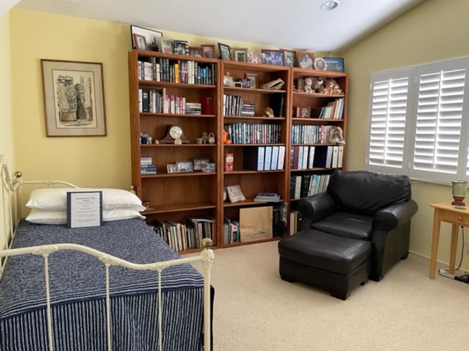 Cozy room with private bath
