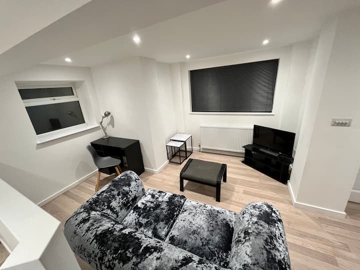 Slough Holiday Rentals & Homes England, United Kingdom Airbnb