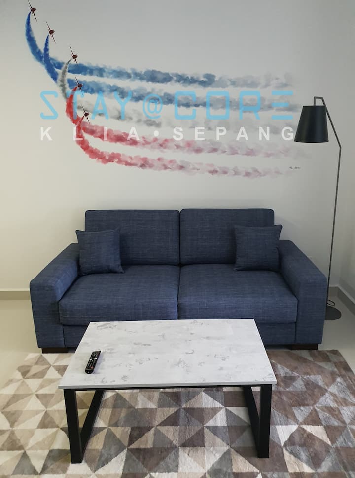Cleaning On Usstaycation  Stay@core Ns - Sepang