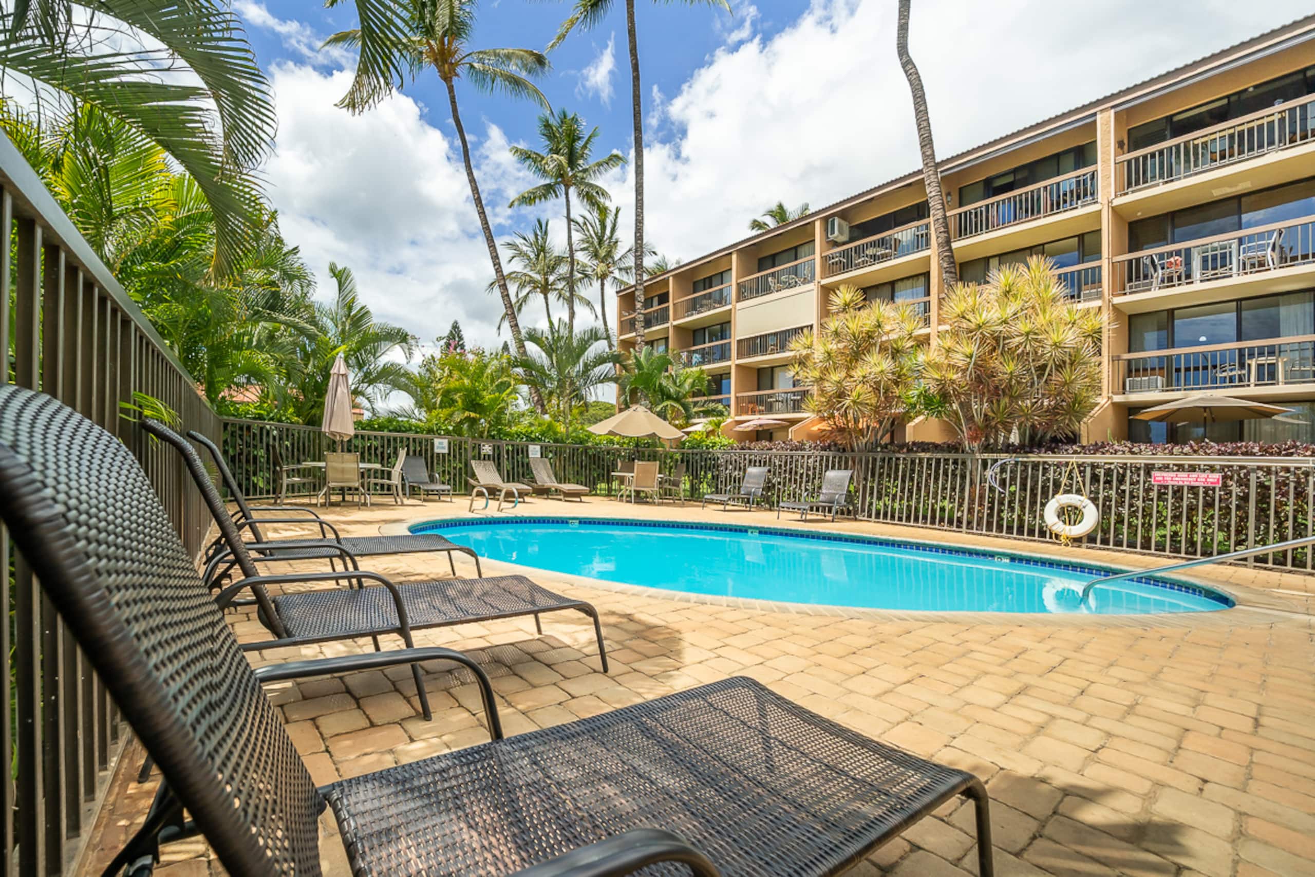 Condo in Kihei · ★4.94 · 1 bedroom · 1 bed · 1 bath - Image 52