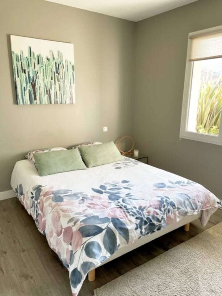 غرفة رقم1 سرير مزدوج في 140 × 190