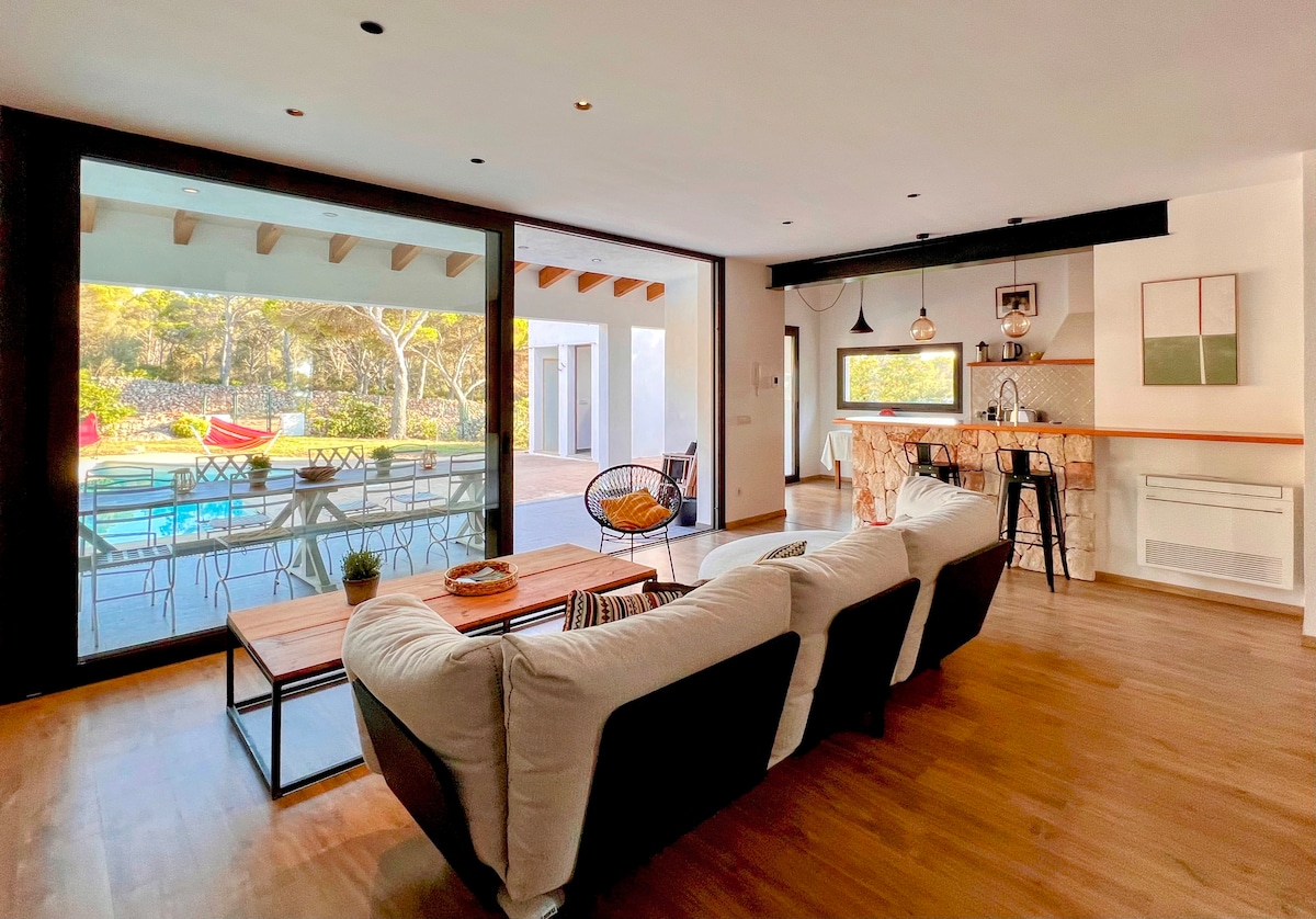 Propiedad de Airbnb exitosa: Stylish & Peaceful Living, Beach 10 Min Walk en Ciutadella