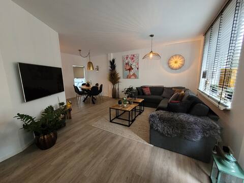 Experience our Casa Luna! The place to stay:)
