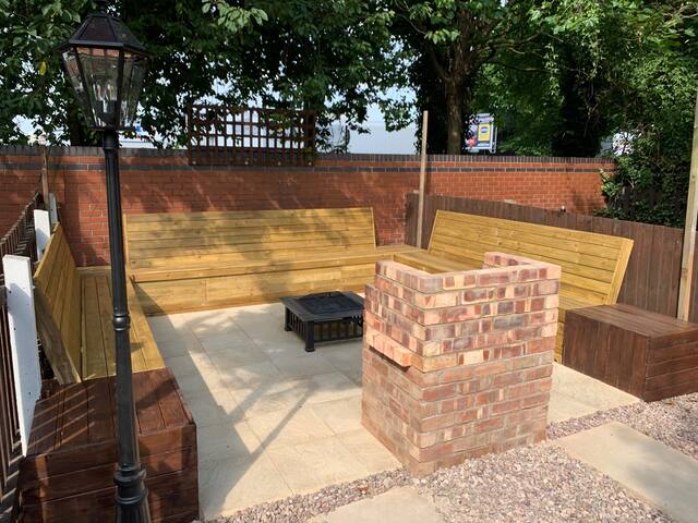 8 Bed, sleeps 10, 3 Bath house, 5 Mins Manc Centre gallery image 4