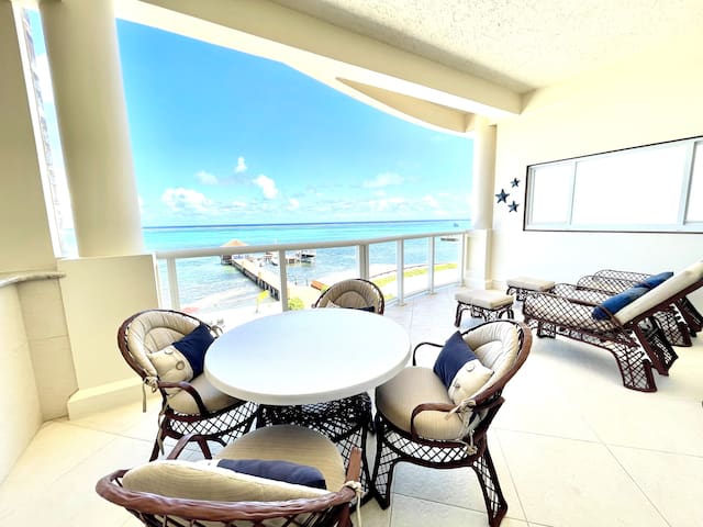 BEACHFRONT 2 BR/2.5 BA at Grand Caribe Resort!
