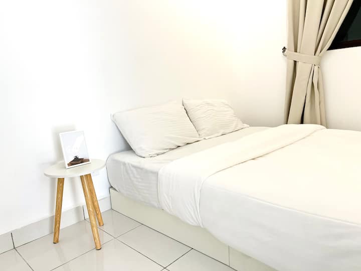 Seconda camera con 1 letto queen-size