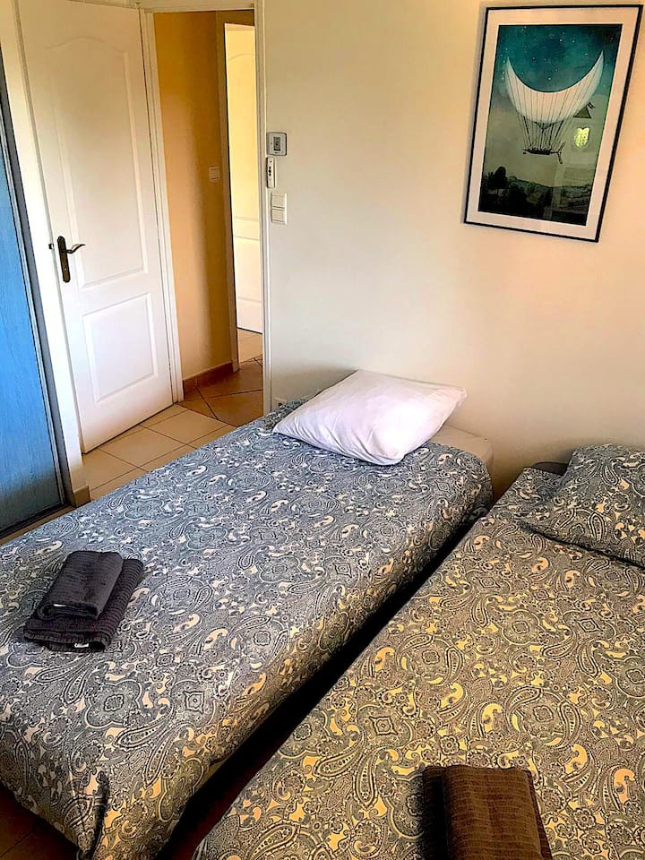 Rum med 2 enkelsängar