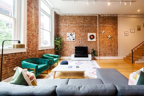 Charlottesville Dreamin' | Downtown | Parking