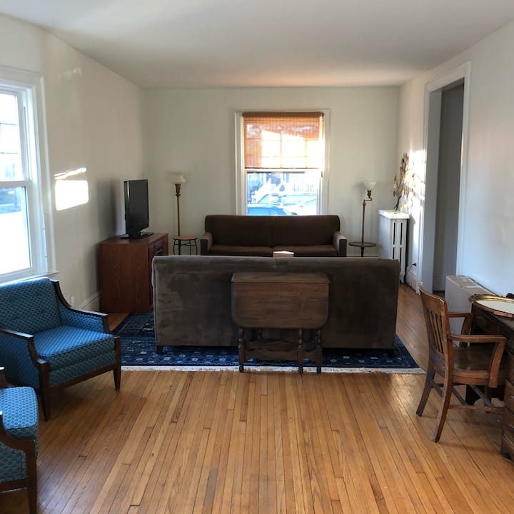 Classic Parkside Treasure - Búfalo, NY
