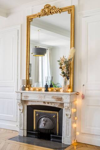 ❤Presqu’île au fil de l’eau (Hypercentre de Lyon)❤ gallery image 4