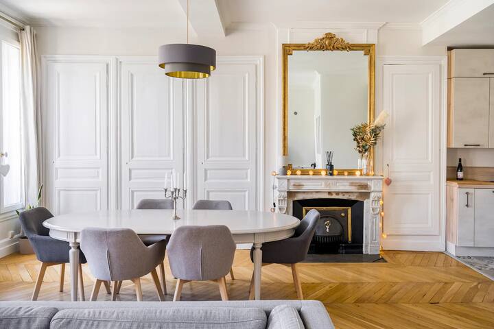 ❤Presqu’île au fil de l’eau (Hypercentre de Lyon)❤ gallery image 2