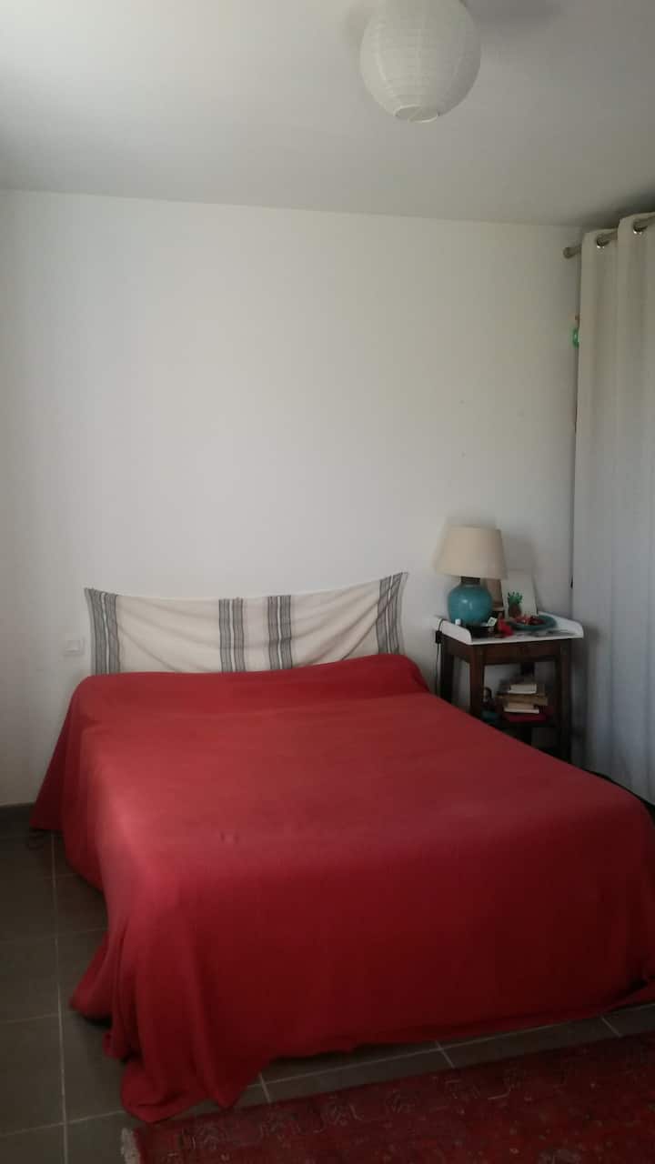 غرفة النوم 2