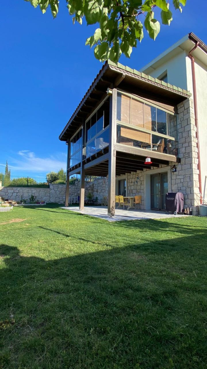 Izmir Karaburun Saip Guesthouse Houses for Rent in Karaburun, İzmir