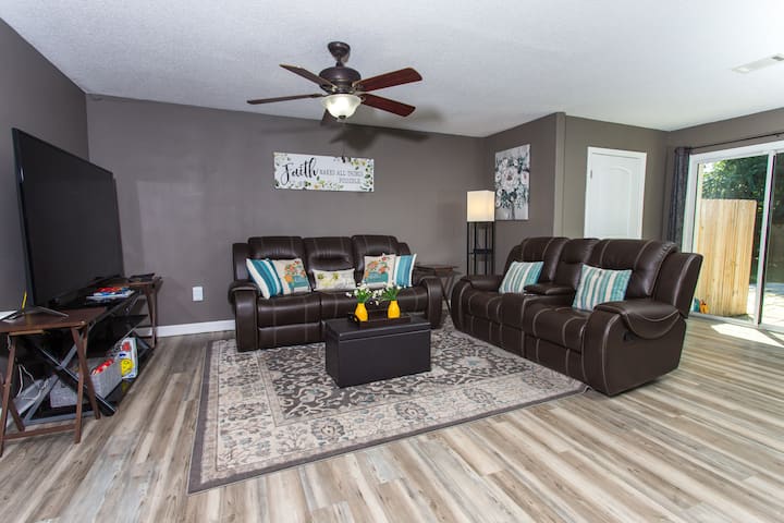 Great Gulf Breeze Getaway Near Pensacola Beach - Pensacola Beach, FL