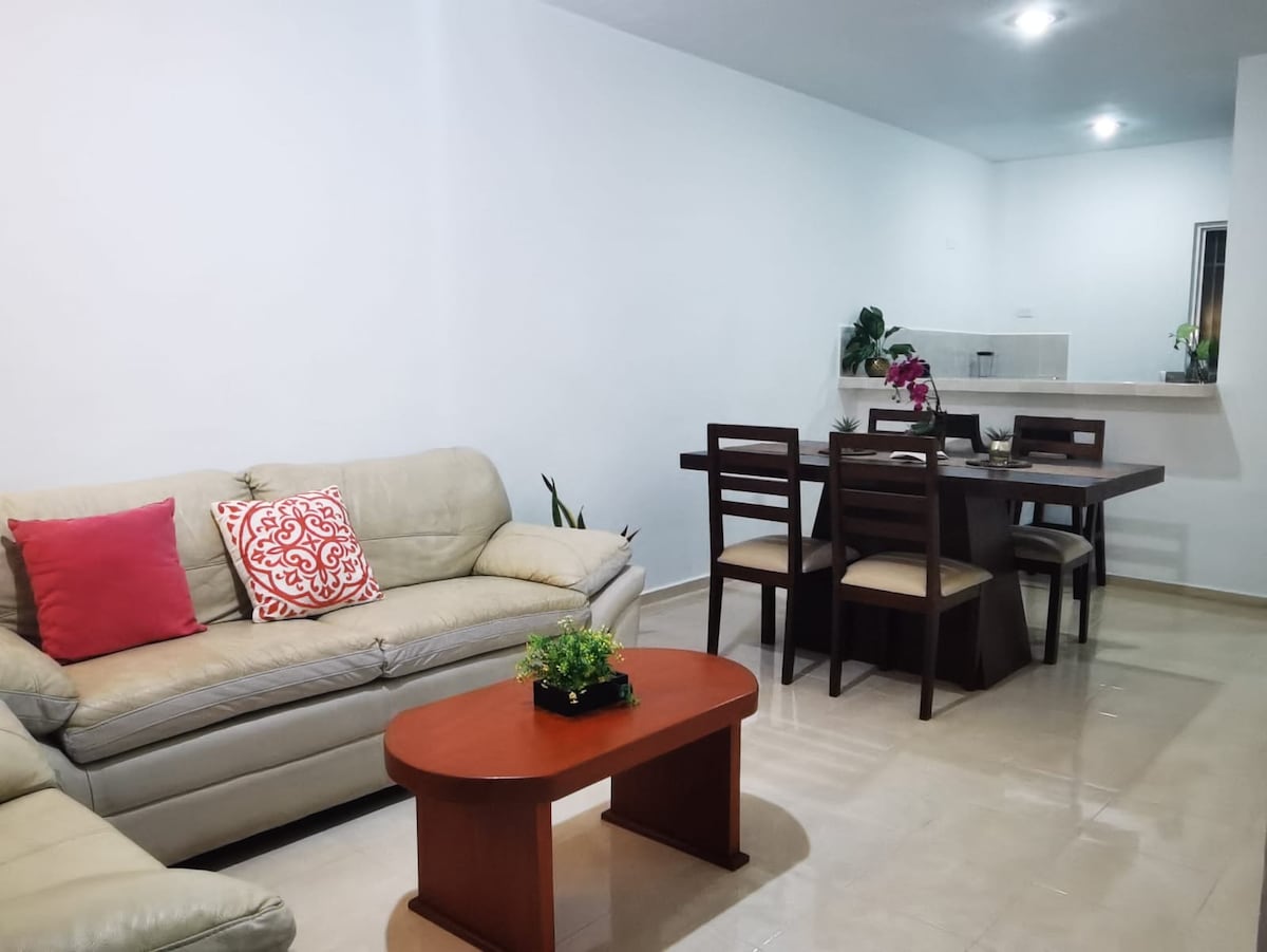 Top performing Airbnb: Comfortable, beautiful and new house with nearby accesses. in Fraccionamiento Sian Kaan Iv