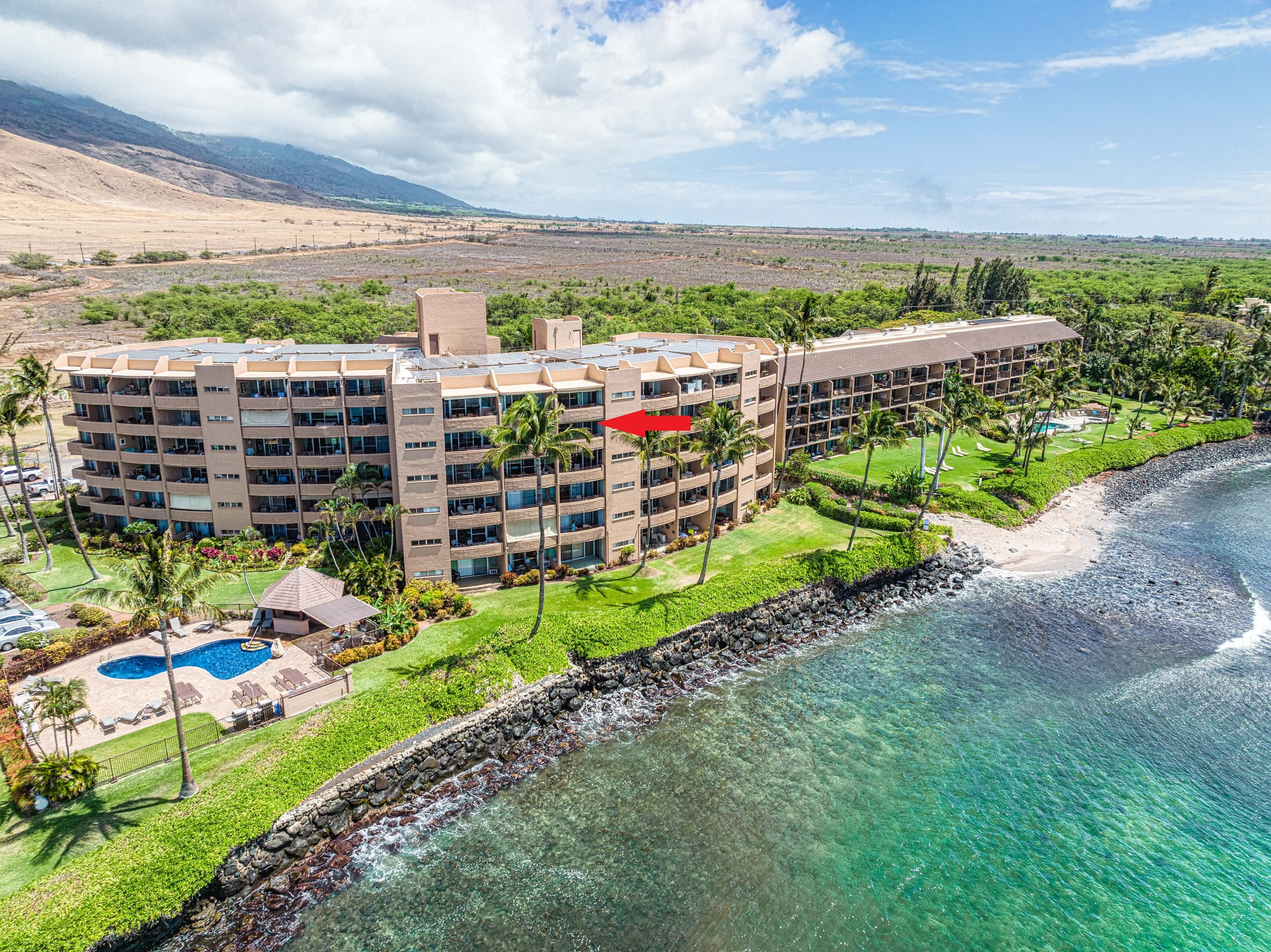 Condo in Wailuku · ★4.99 · 2 bedrooms · 3 beds · 2 baths - Image 1