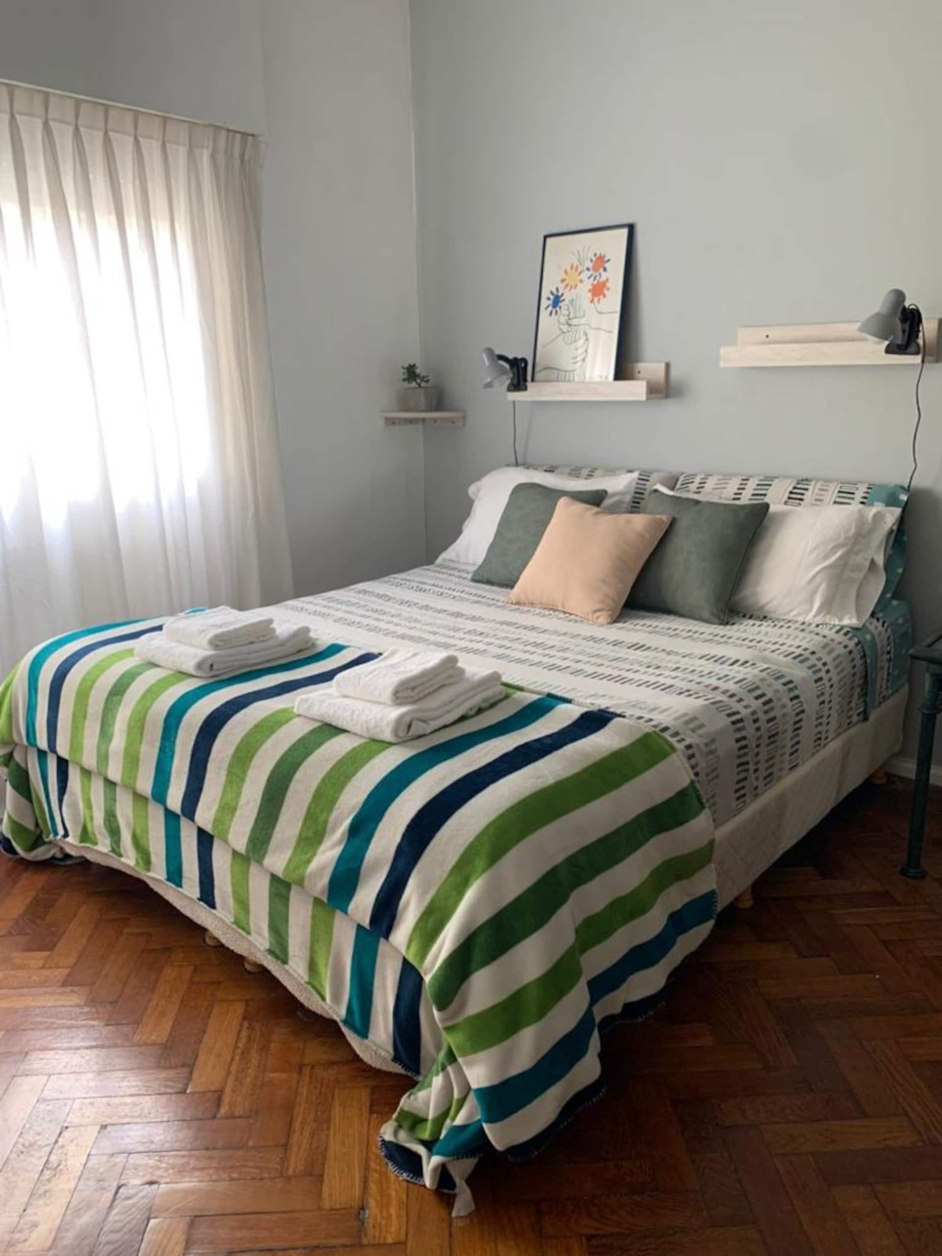 Kitnet mobiliada em San Nicolás