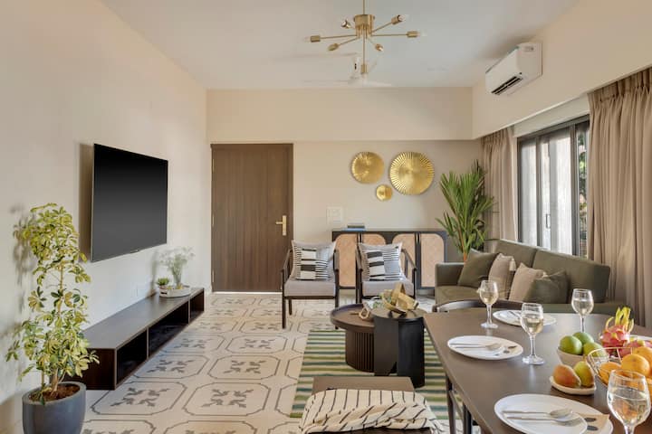 Living room image 9