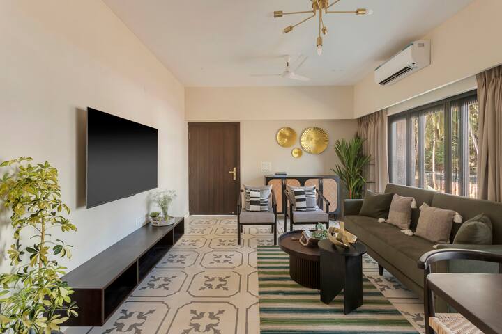 Living room image 6