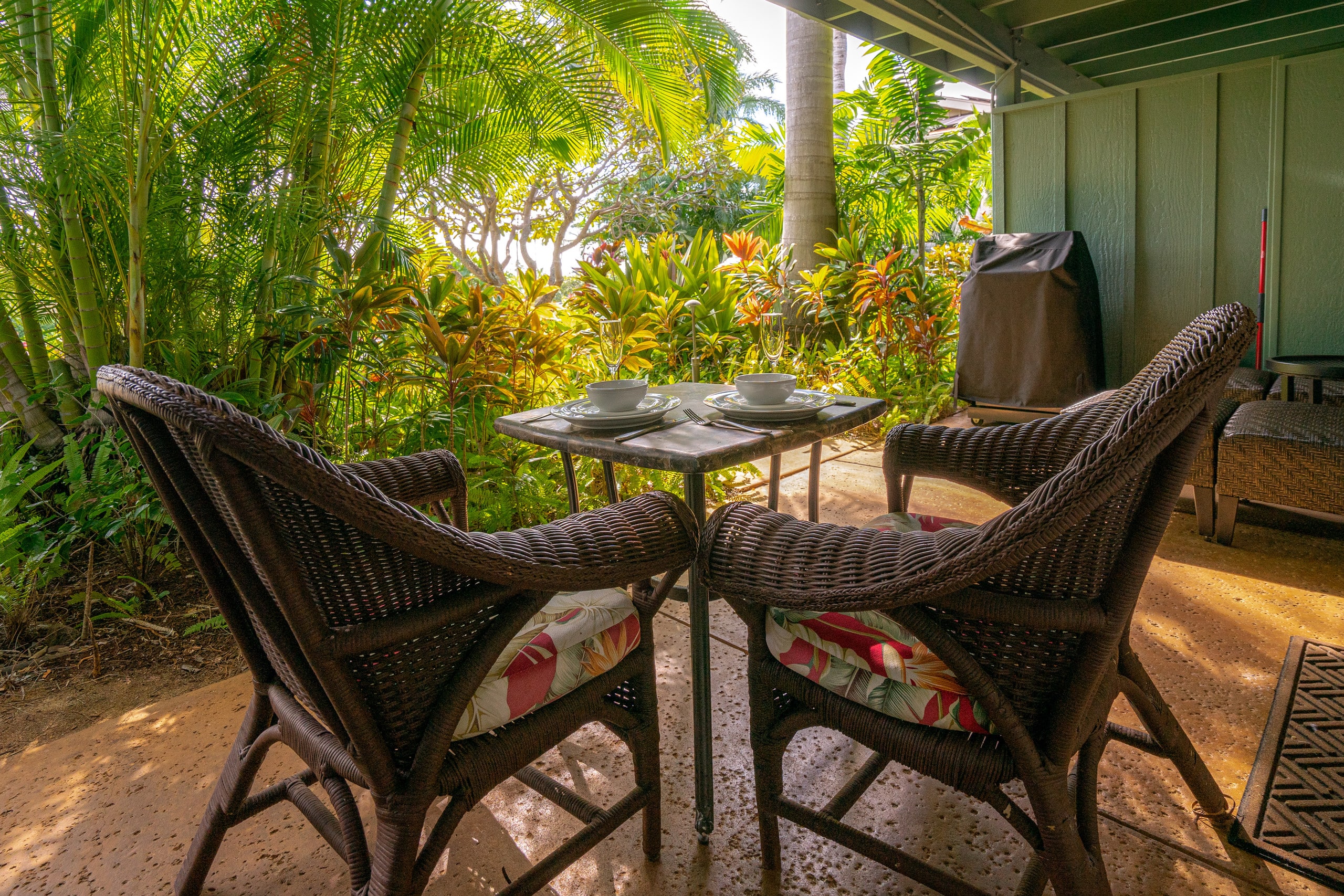 Hideaway Cove Studio Steps To Poipu Beach - Main photo