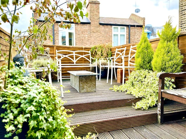 Premier location for a london city-break