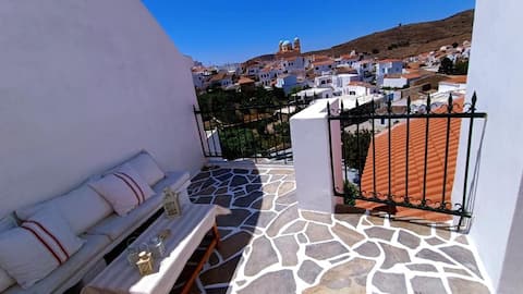 Cycladic Maisonette (Dryopida, Kythnos)