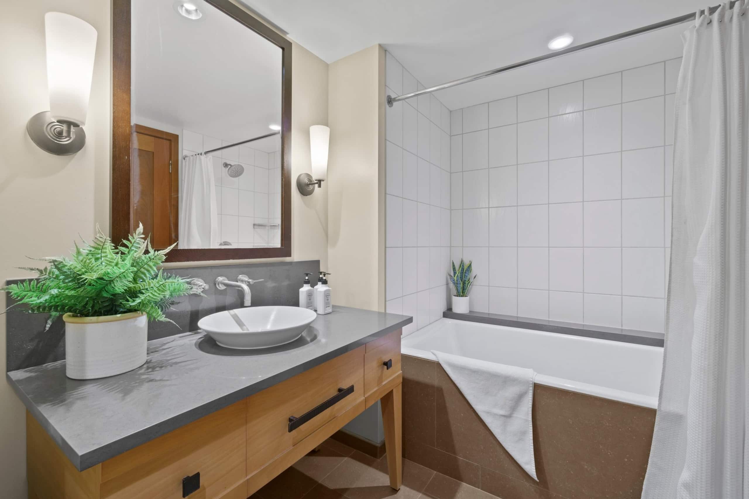 Condo in Kapolei · ★4.85 · 2 bedrooms · 4 beds · 2 private baths - Image 15