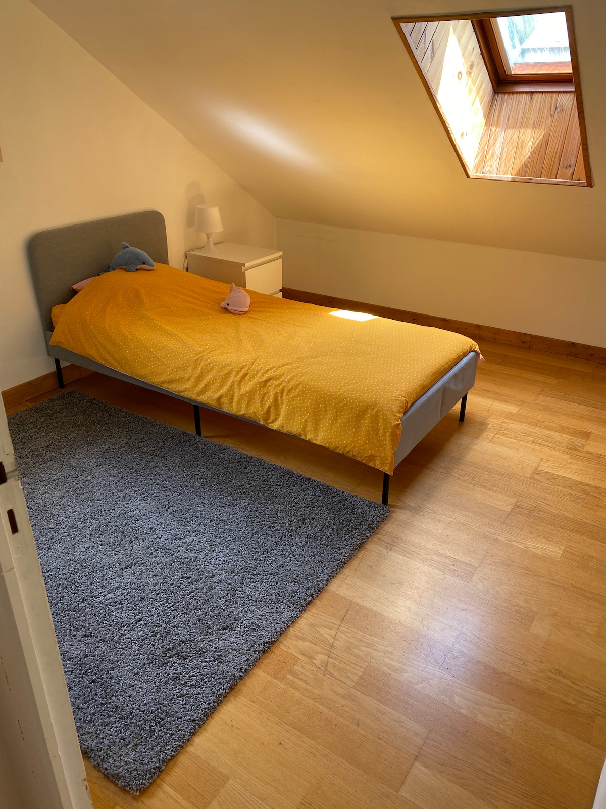 საძინებელი 4