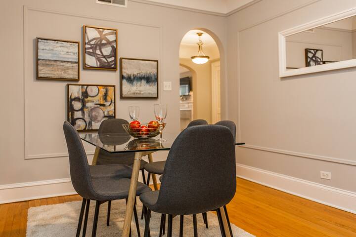 Guild #1 | Gold Coast Mag Mile Best Location gallery image 4