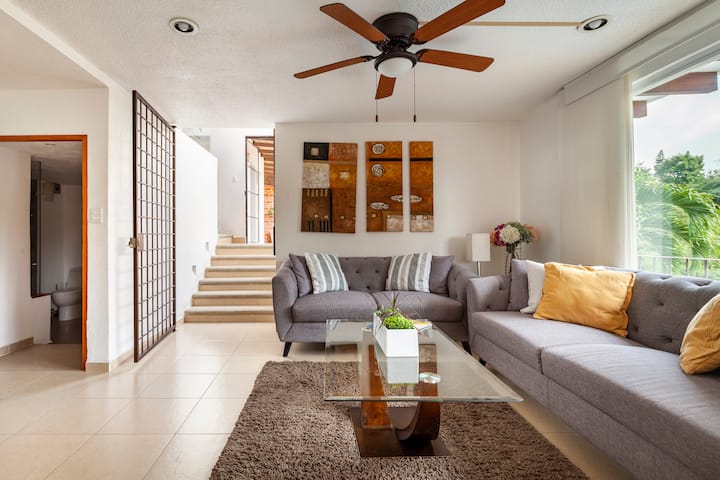 Magnífica Casa Con Alberca Privada En Club De Golf - Cuernavaca