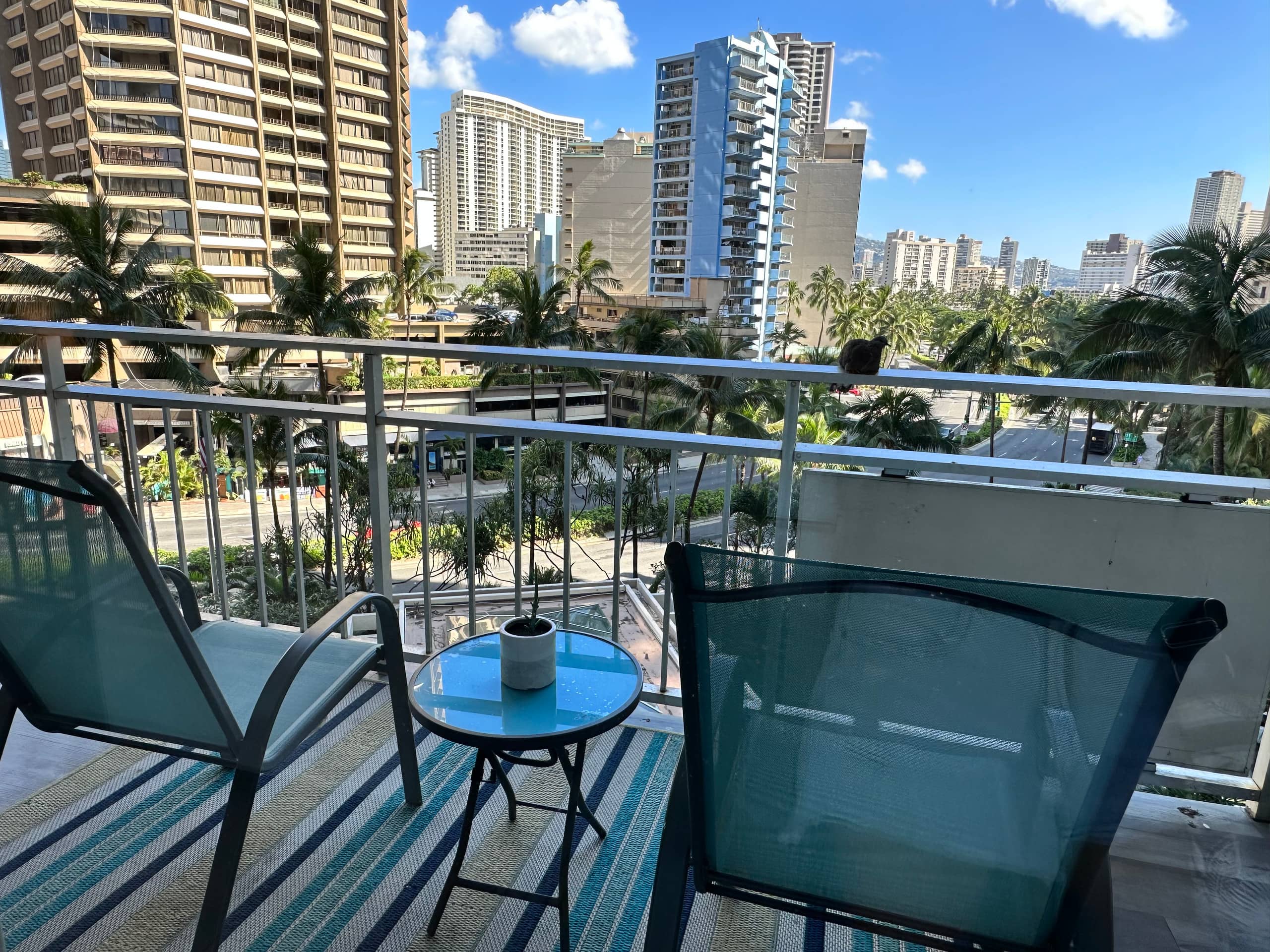 Condo in Honolulu · ★4.83 · 1 bedroom · 2 beds · 1 bath - Image 24