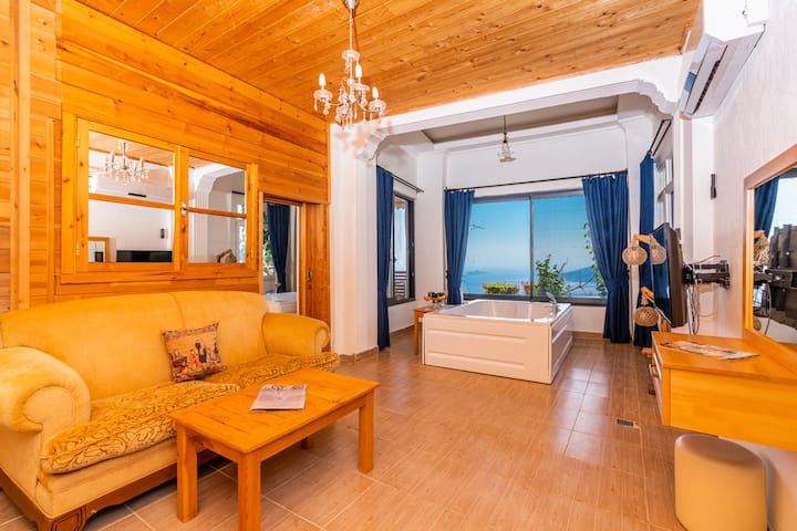 Villa Familya, Jakuzi, Korunaklı Ve Isıtmalı Havuz - Kalkan