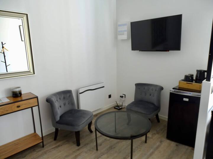 Chambre Privée Style Atelier Au Domaine Des Lutins - Luc-sur-Mer