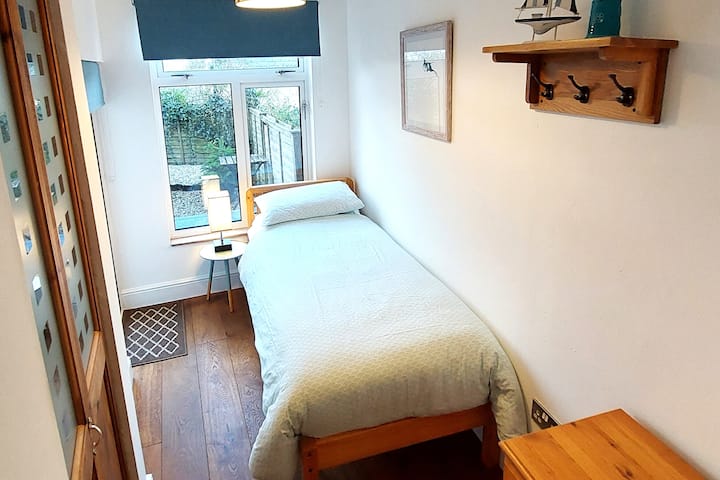 Chumba kimoja cha kulala