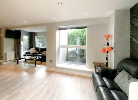 Two bed apt,5mins fromConnolly Hosp,3mins from m50